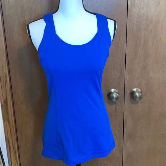 CALIA by Carrie Underwood Tops Calia By Carrie Underwood Workout